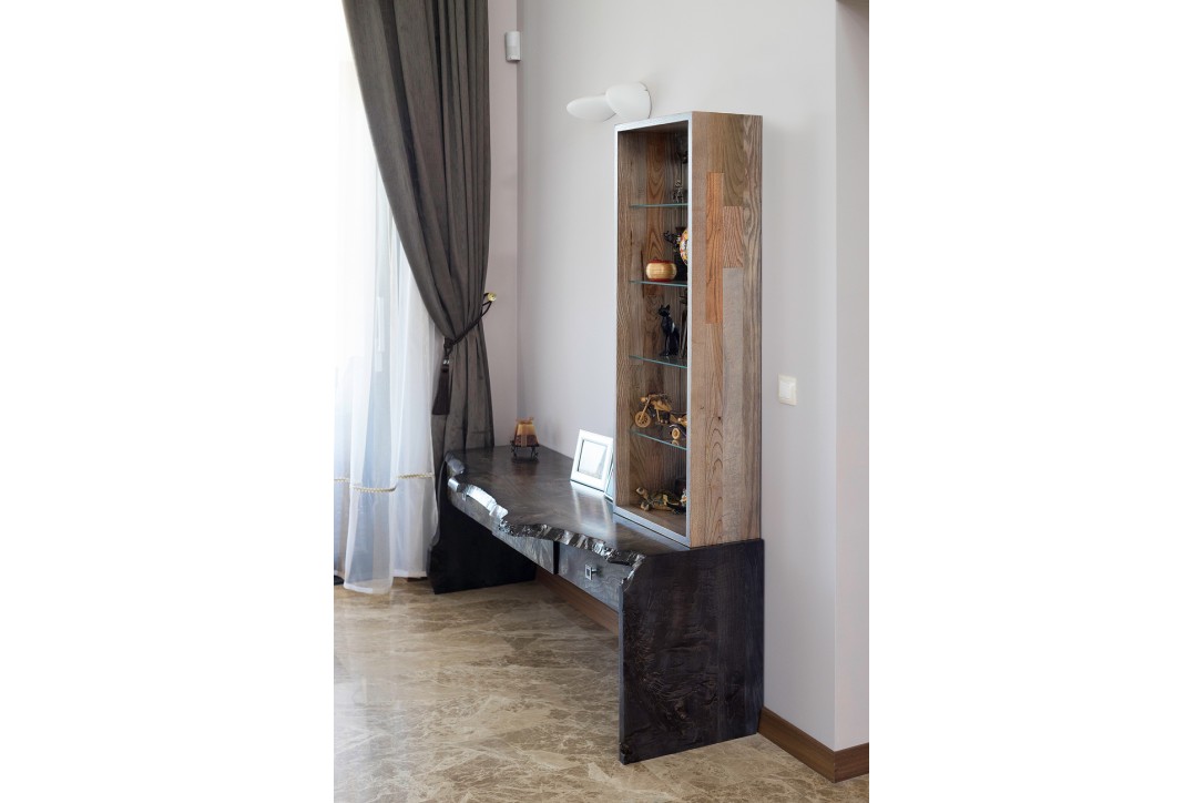 Birdseye Poplar Burl Wood Bookshelf №2